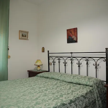 Via Oristano Будони